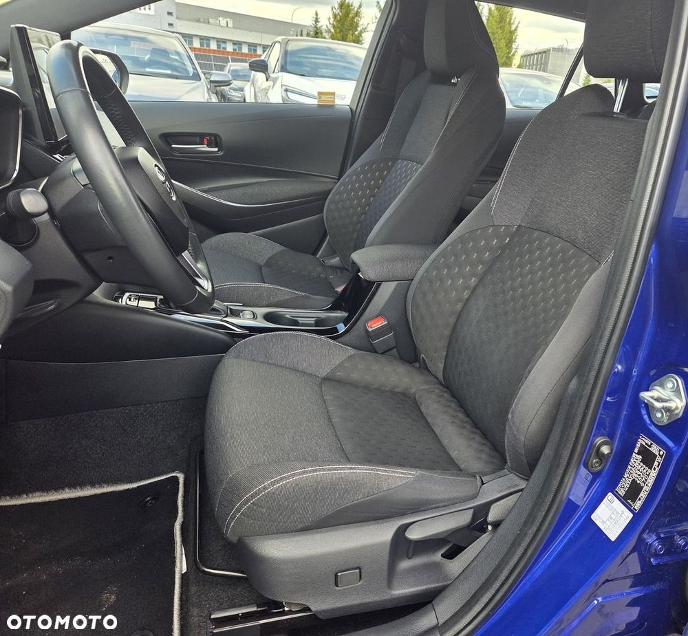 Toyota Corolla 1.8 Hybrid Comfort - 33