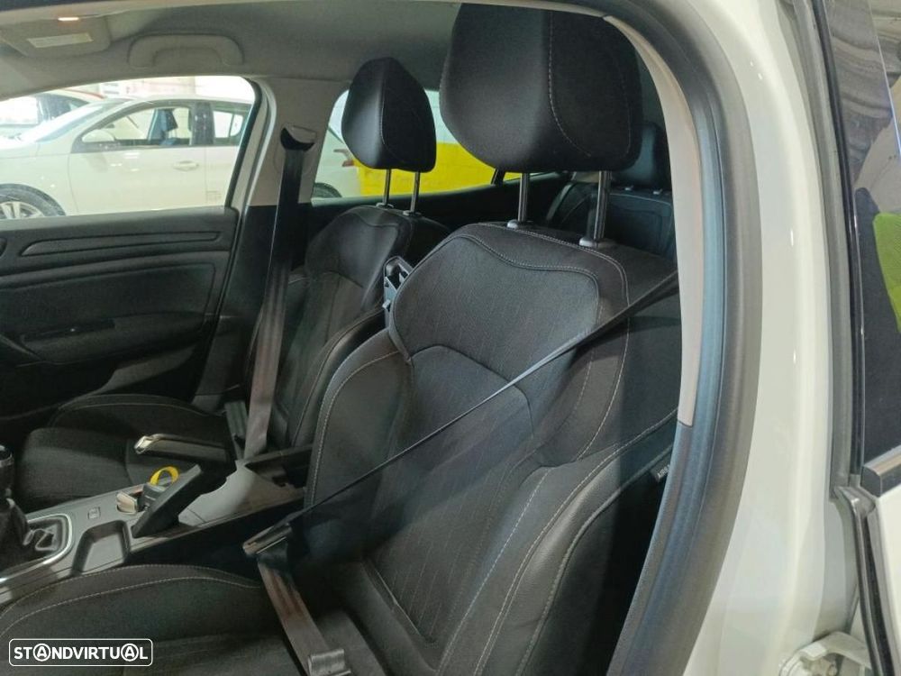 Renault Mégane 1.5 Blue dCi Limited - 5