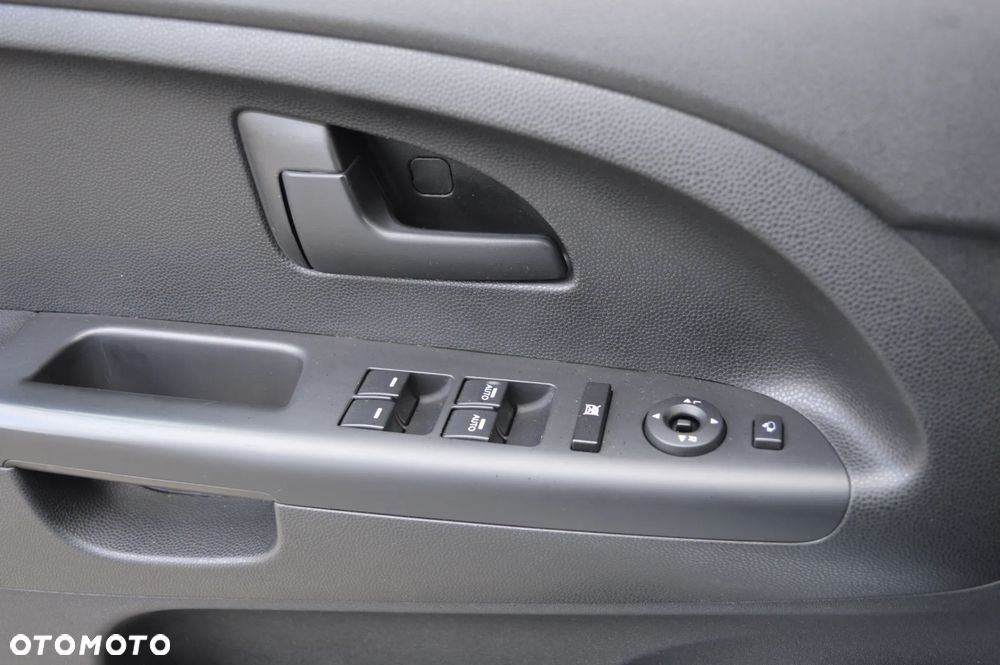 Kia Venga 1.4 CVVT Titanium Collection - 27