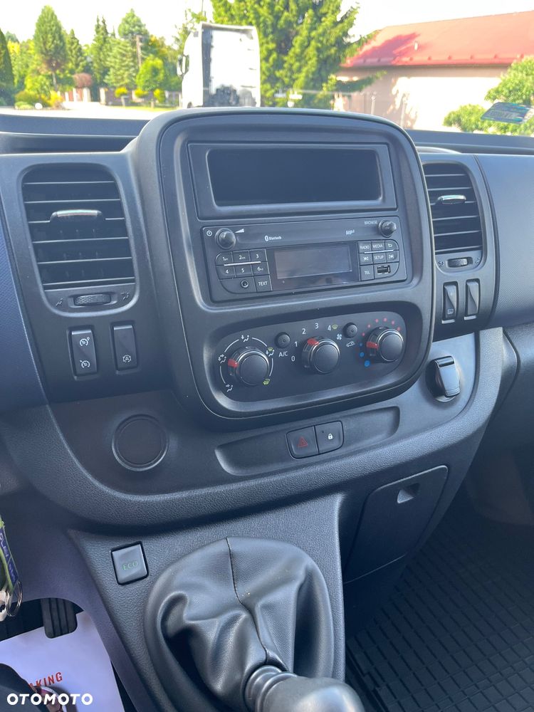Opel Vivaro - 15