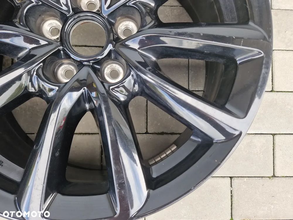 FELGA MAZDA CX-30 7Jx18 ET45 5x114,3 - 4