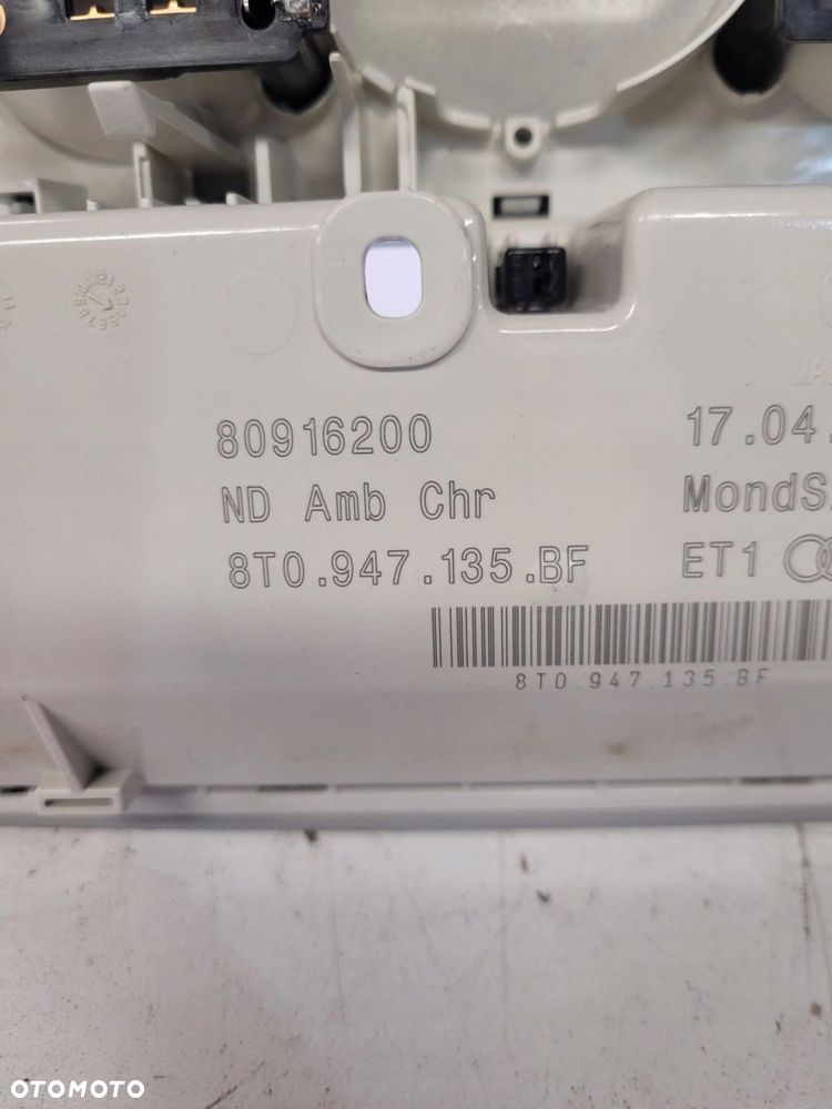 LAMPKA OŚWIETLENIE KABINY AUDI A4 A5 8T0947135BF ET1 - 5