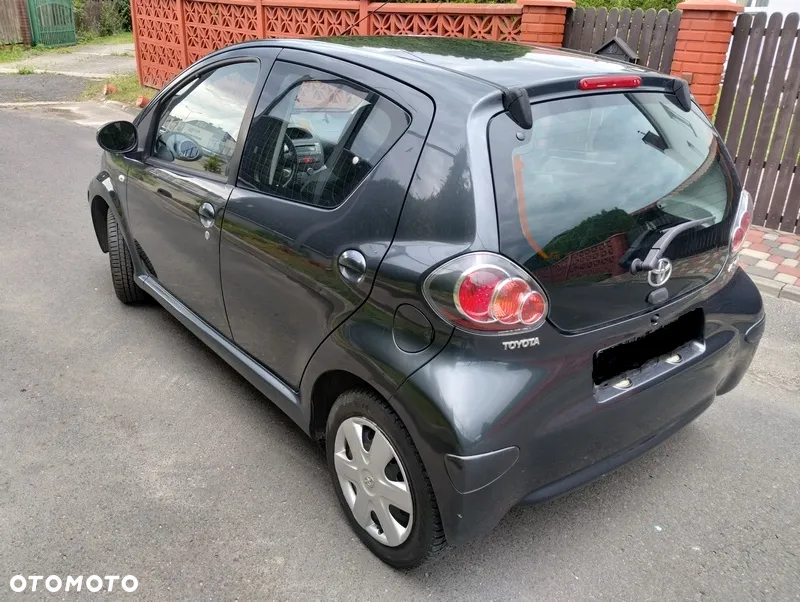 Toyota Aygo - 6