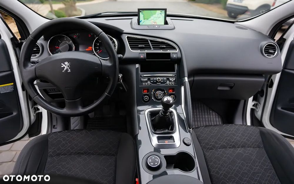 Peugeot 3008 HDi 115 Active - 31