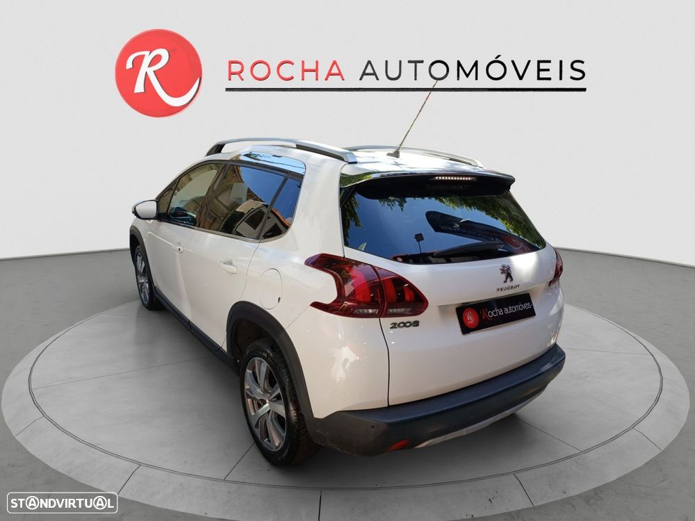 Peugeot 2008 1.2 PureTech Allure - 5