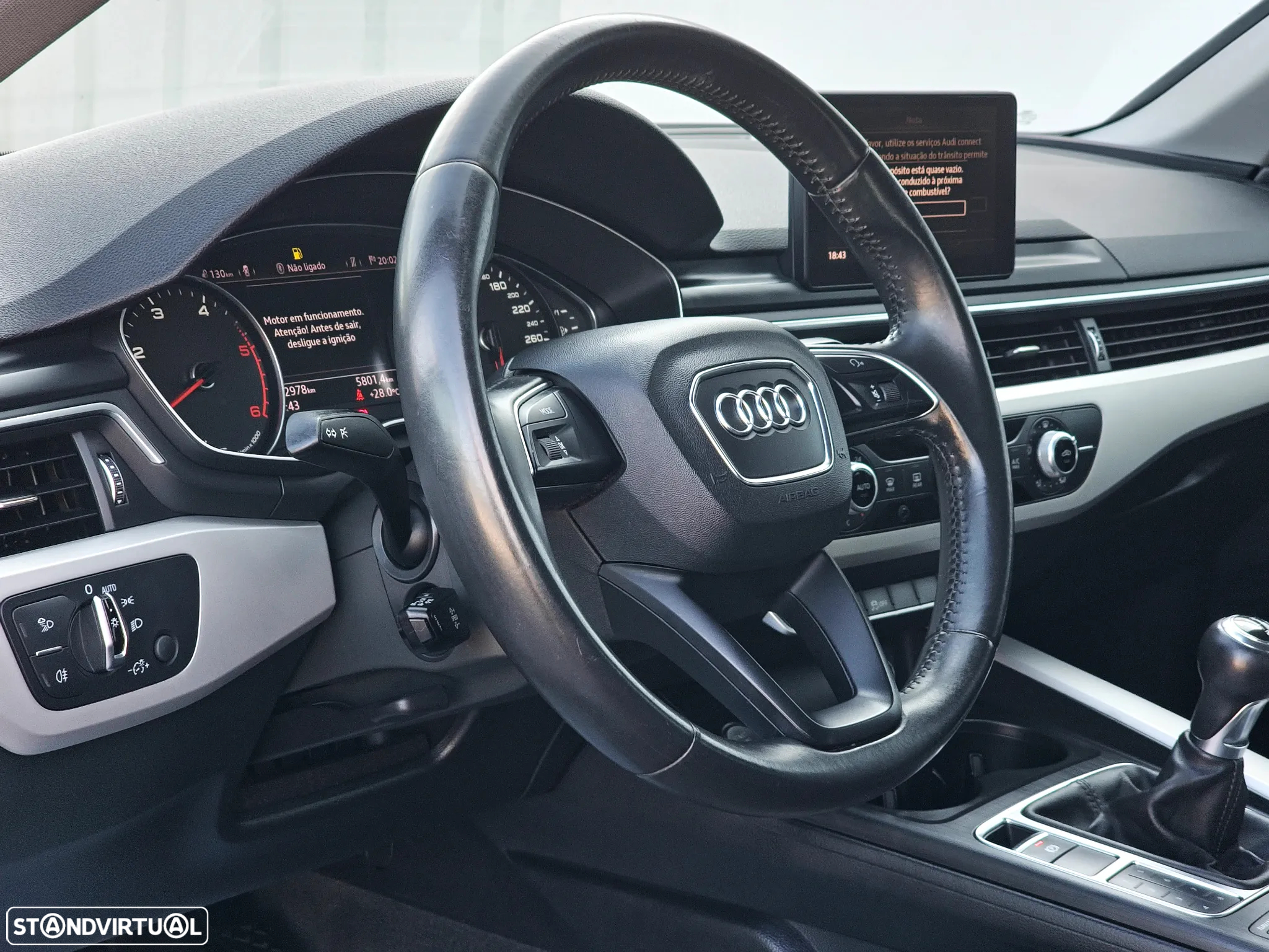 Audi A4 2.0 TDI Business Line S-line - 13