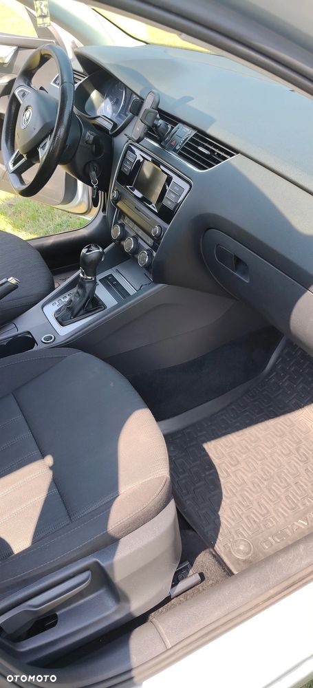 Skoda Octavia 1.6 TDI (Green tec) DSG Ambition - 12