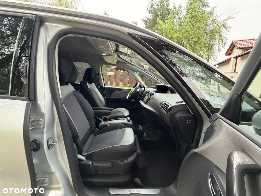 Citroën C4 Grand Picasso e-HDi 115 ETG6 Exclusive - 27