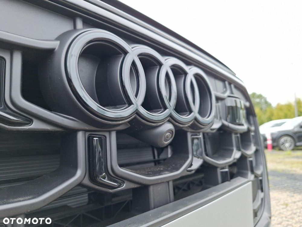Audi Q8 - 34