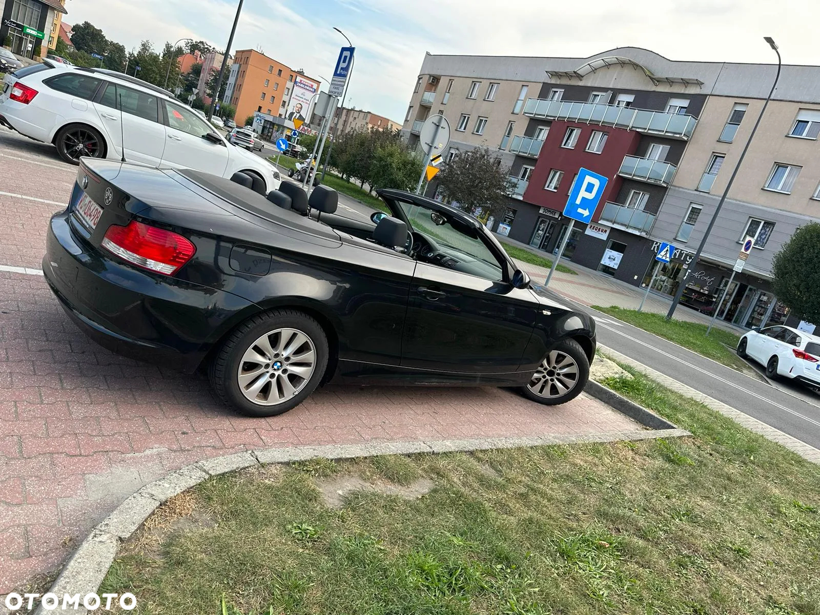 BMW Seria 1 120i Cabrio - 13