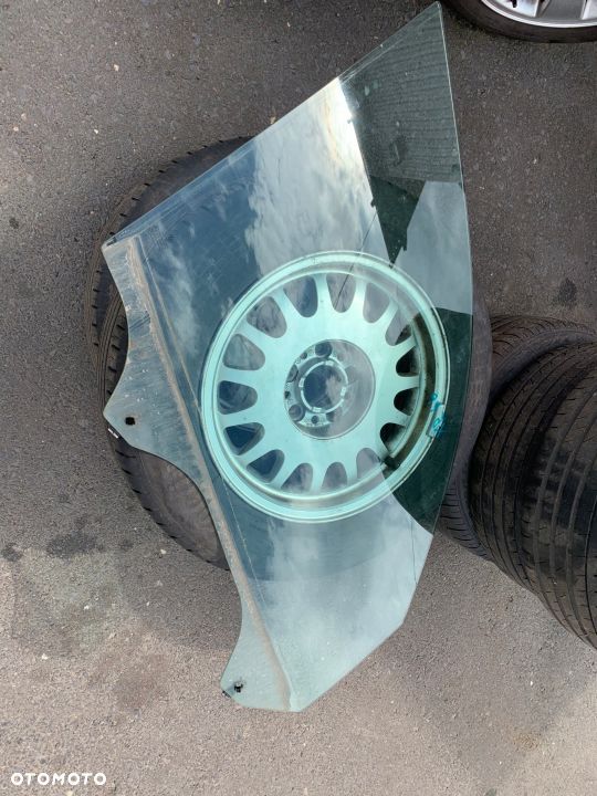 SZYBA PRZEDNIA PRAWA BMW E53 X5 - 1