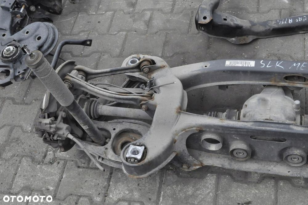 MERCEDES SLK R171 W171 1.8K 184KM ZAWIESZENIE BELKA TYŁ + MOST 1713502000 - 3