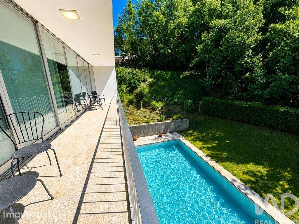 Casa / Villa T3 em Fornelos e Queijada de 210 m2 - Grande imagem: 3/22