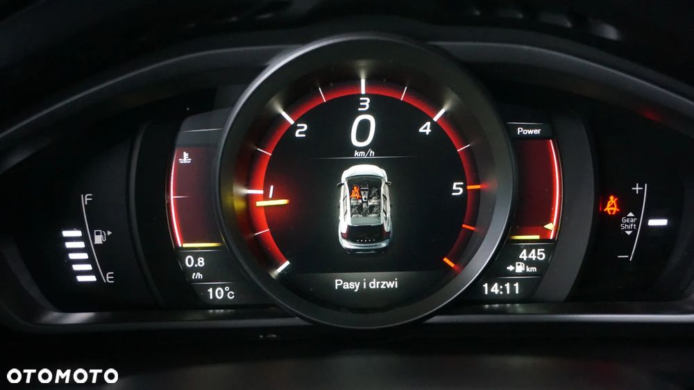 Volvo V40 Cross Country D3 Drive-E SCR Momentum - 19