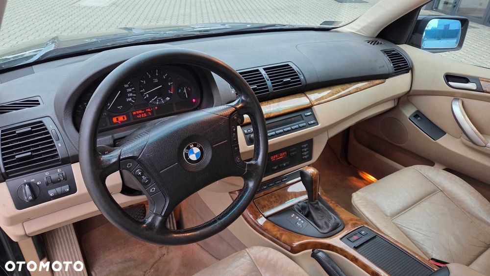 BMW X5 - 6