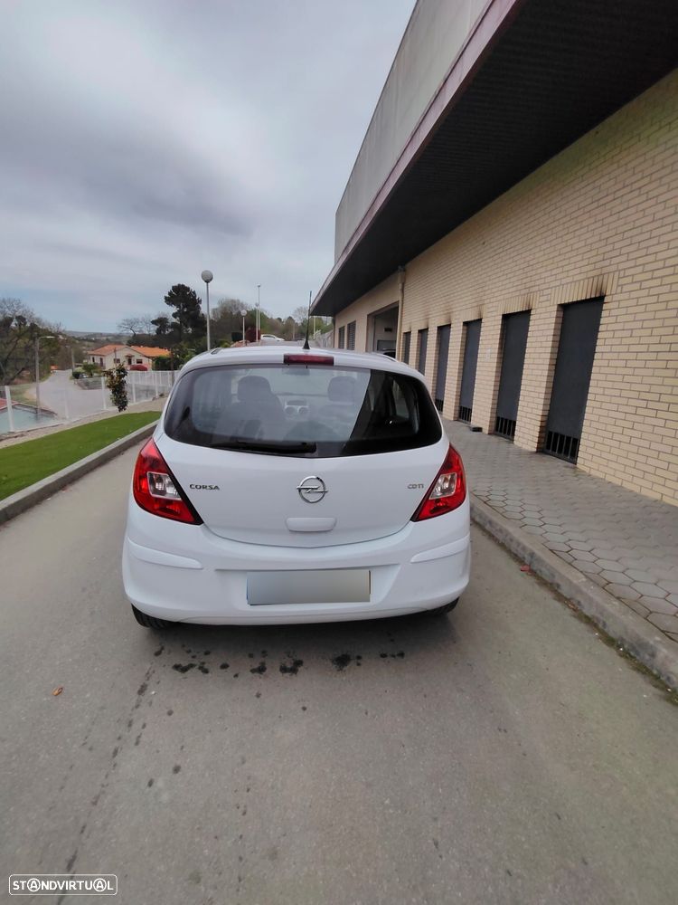 Opel Corsa 1.3 CDTi Enjoy - 4