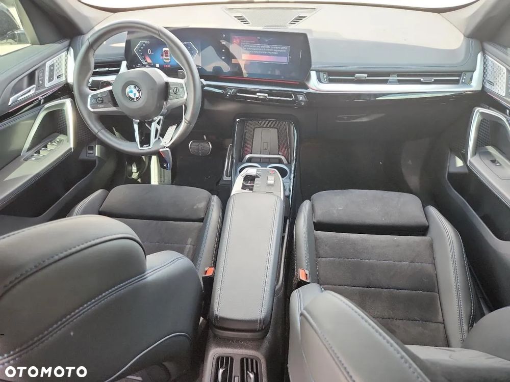 BMW X1 - 8