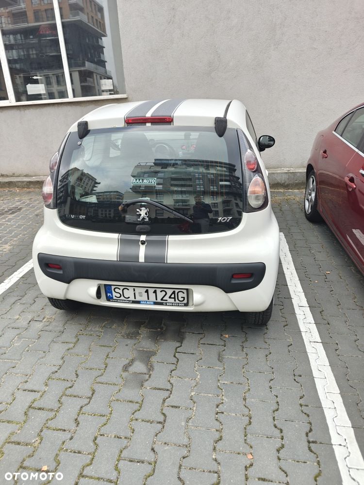 Peugeot 107 - 1