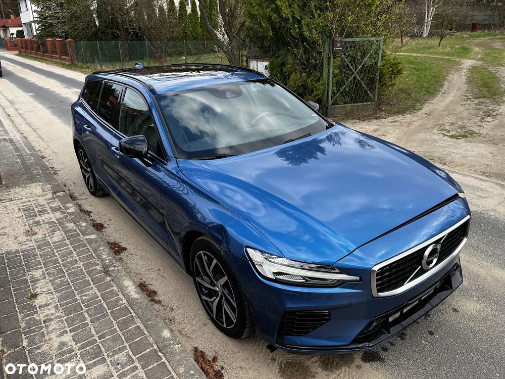 Volvo V60 T8 AWD Twin Engine Geartronic R-Design - 4