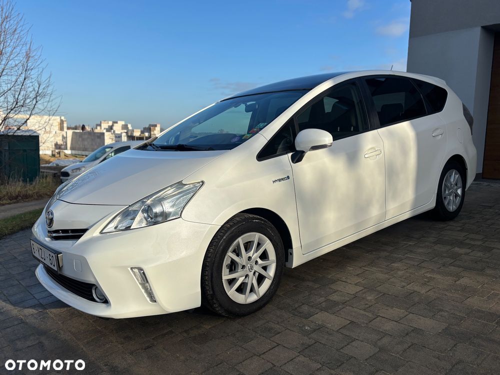 Toyota Prius 1.8 HSD Premium - 6