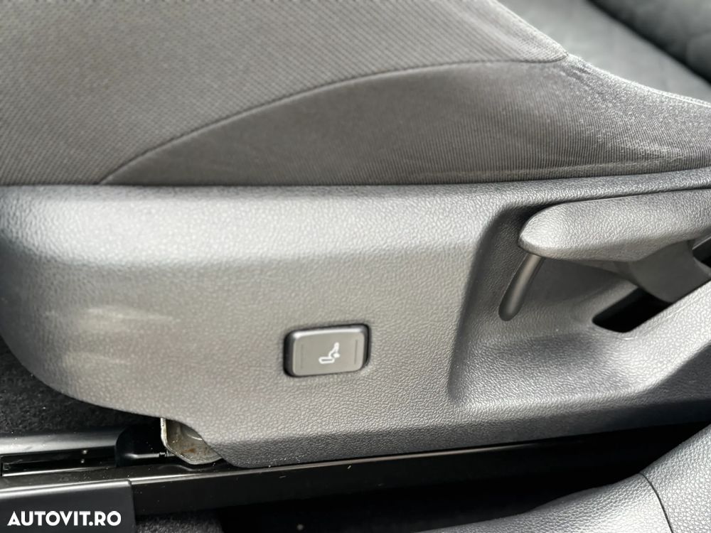 Toyota Corolla 2.0 Business Edition - 36