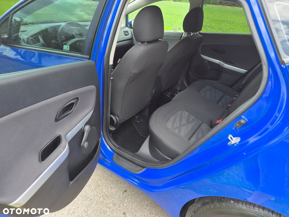 Kia Ceed 1.4 CRDi 90 Vision - 11
