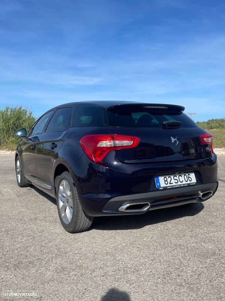 DS DS5 1.6 BlueHDi So Chic EAT6 - 12