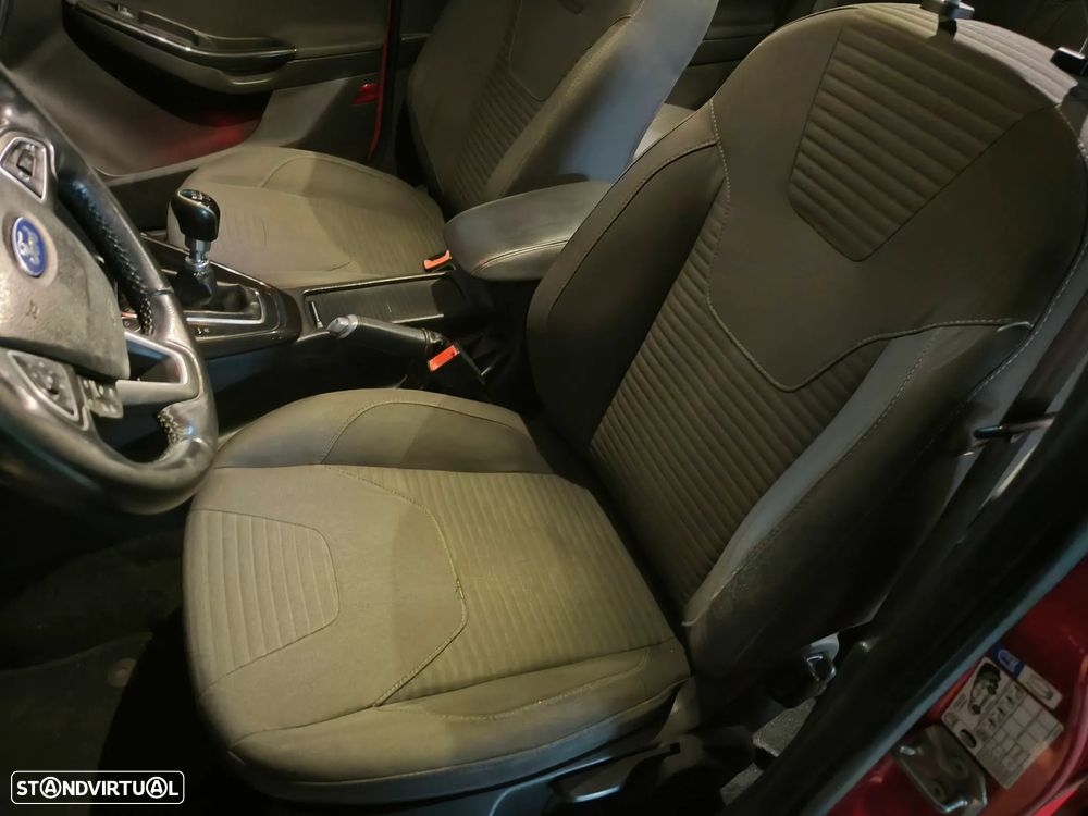 Ford Focus 1.5 TDCi Titanium - 10