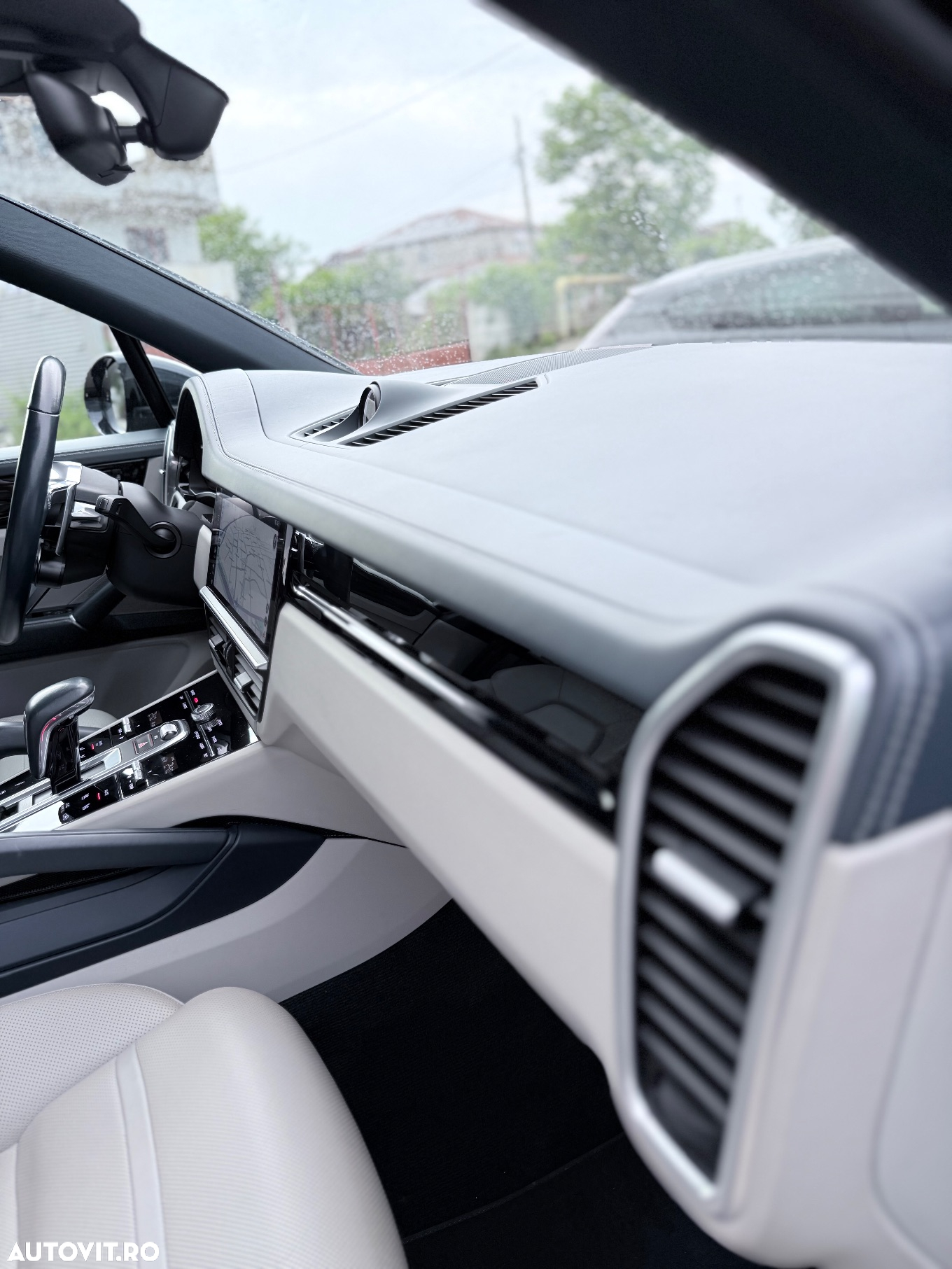 Porsche Cayenne Standard - 16
