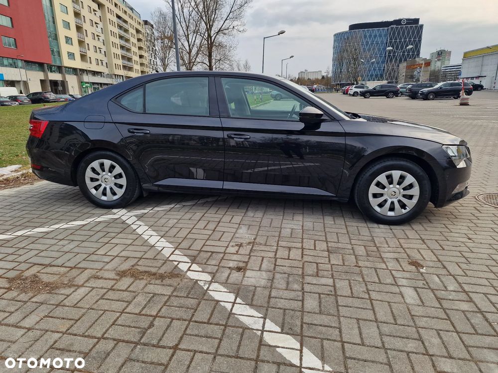 Skoda Superb 1.4 TSI Ambition - 8