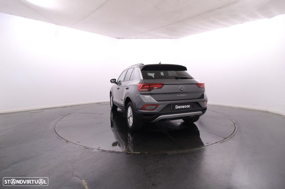 Volkswagen T-Roc 2024 photo 5