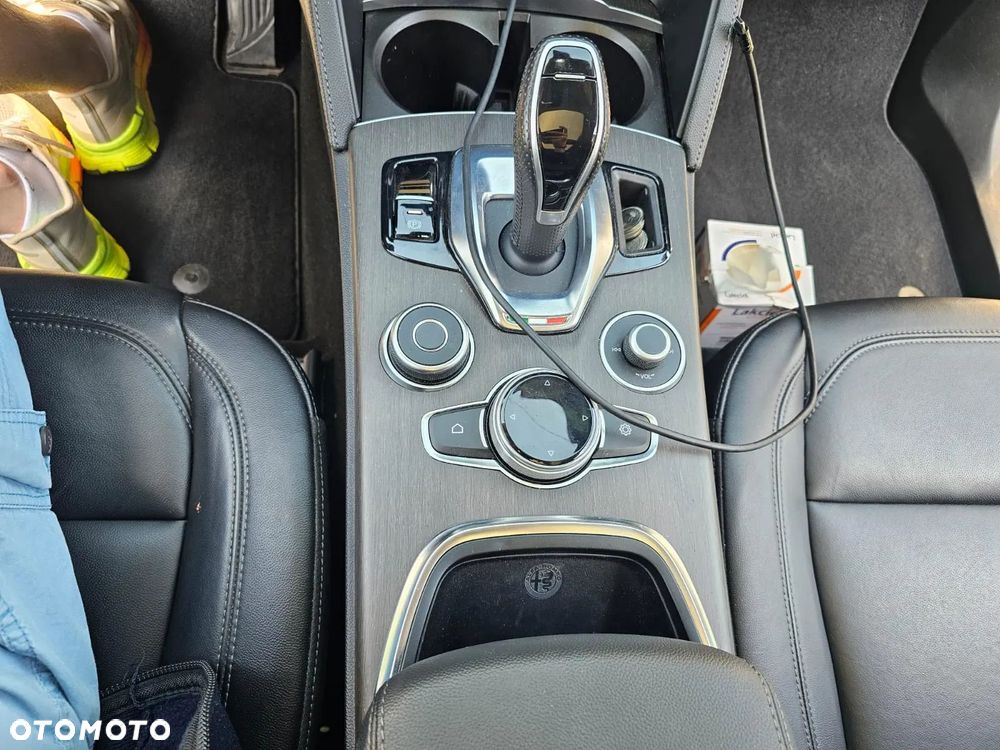 Alfa Romeo Stelvio 2.0 Turbo Super Q4 - 10