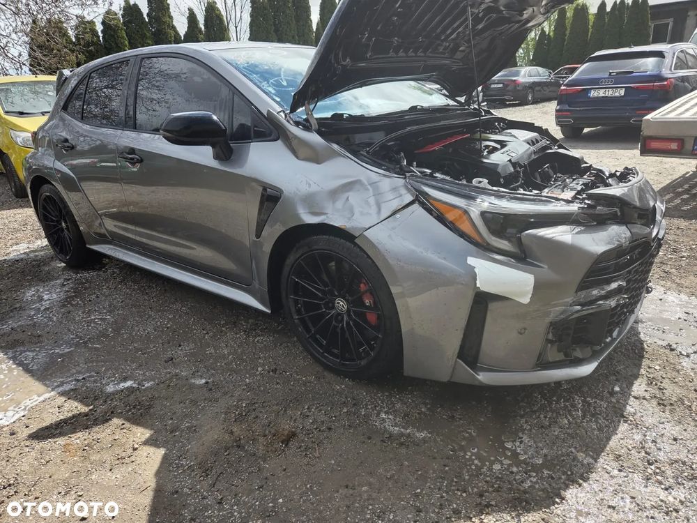 Toyota GR Corolla - 13