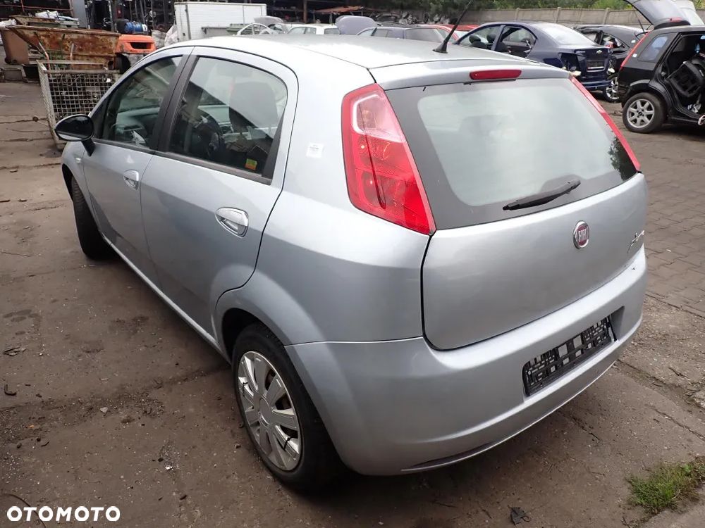 CZĘŚCI - Fiat Grande Punto 1,2 48kW 65KM 199A4000 FILM HB 5D 2009r. INDEX - 9676 - 4