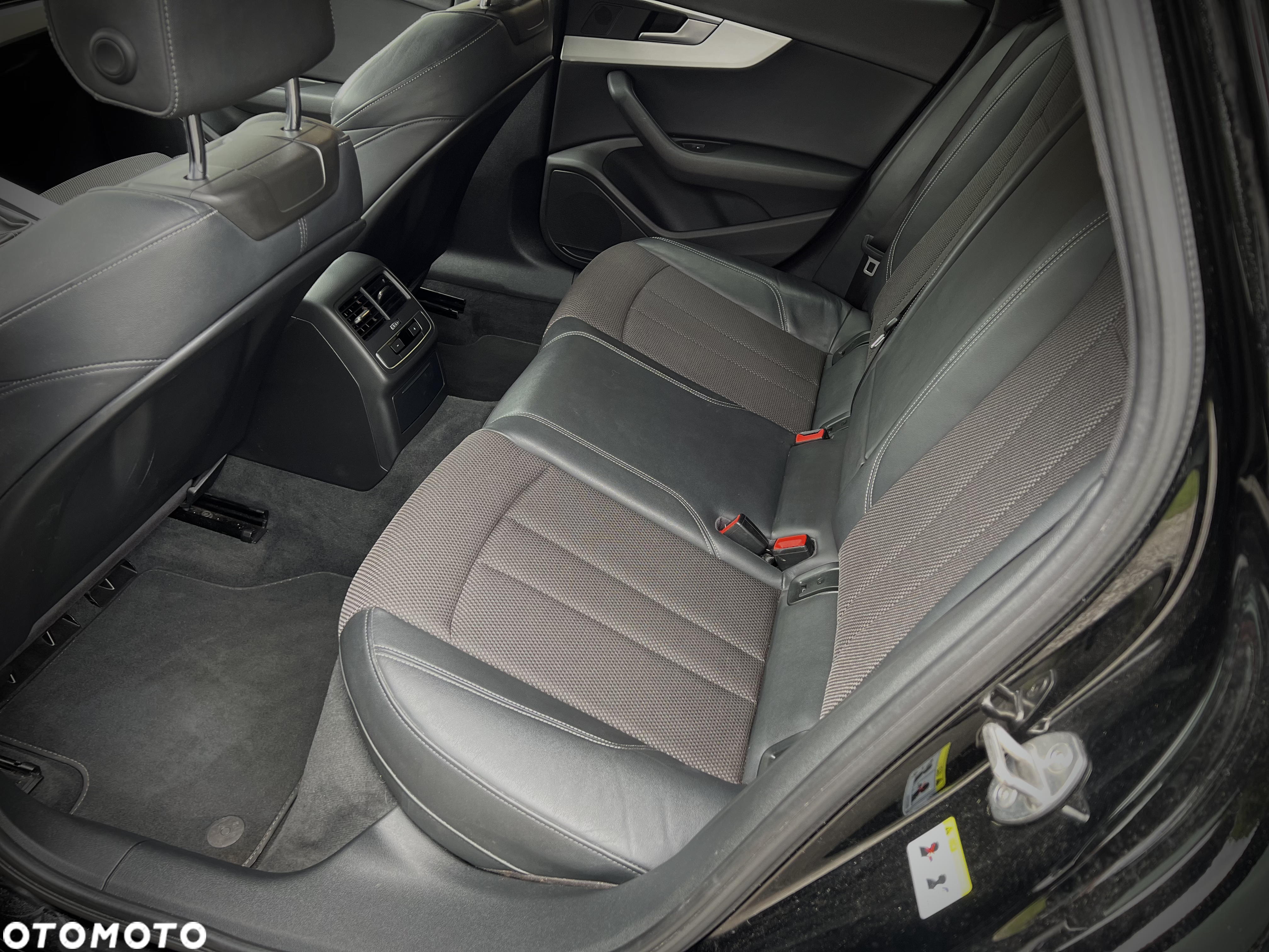 Audi A4 Avant 2.0 TFSI ultra sport - 14