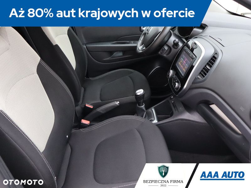 Renault Captur - 10