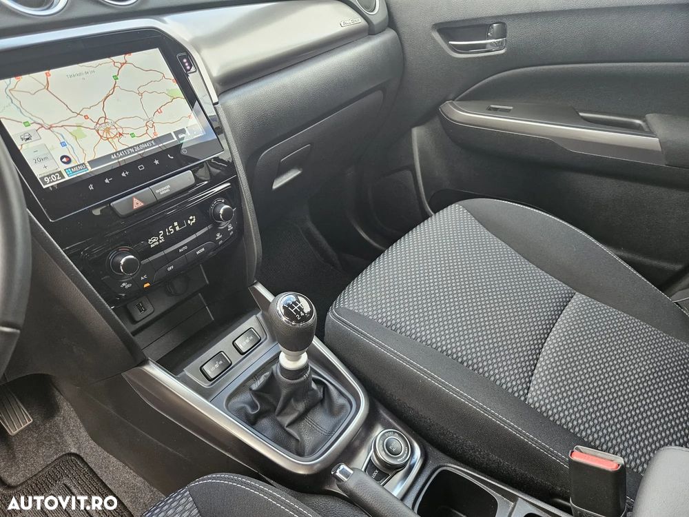 Suzuki Vitara 1.4 Boosterjet 6MT AllGrip MHEV Passion - 15