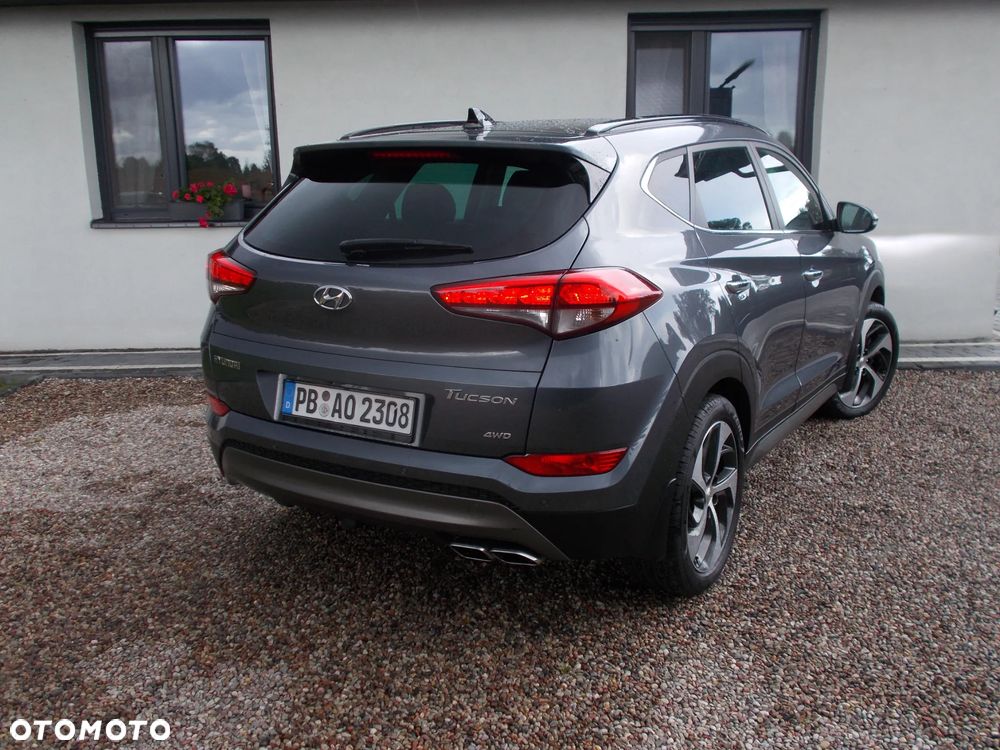 Hyundai Tucson 2.0 CRDI 4WD Style - 16