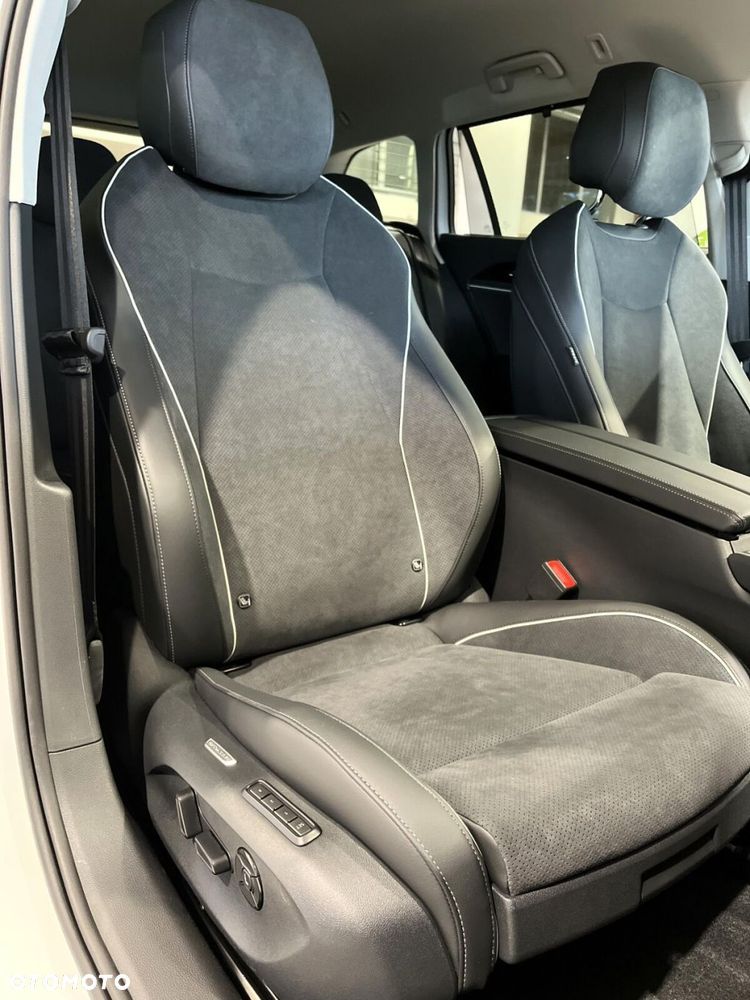 Volkswagen Passat Variant 2.0 TSI Business Plus DSG - 38