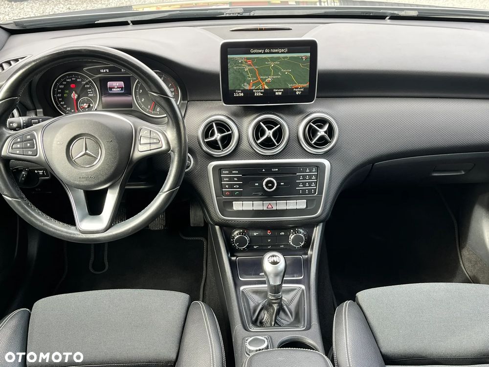 Mercedes-Benz Klasa A 180 BlueEfficiency Edition - 21