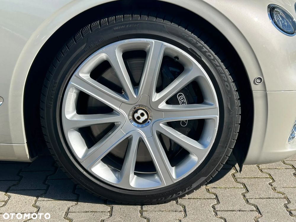 Bentley Continental GT Speed - 10