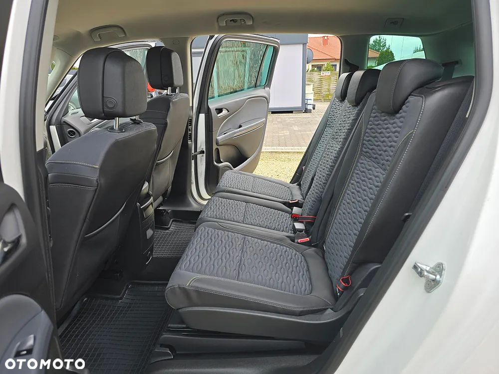 Opel Zafira 1.4 T Cosmo - 17