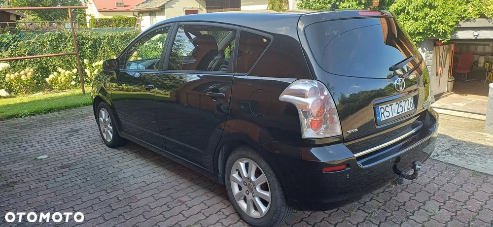 Toyota Corolla Verso - 4