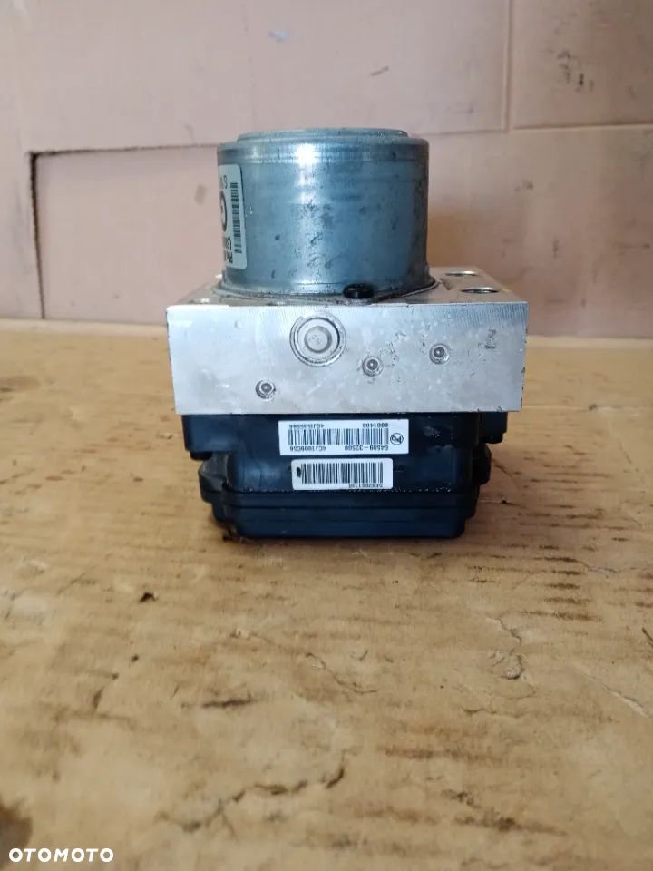 Pompa sterownik ABS Hyundai I30 III 61589-41600 58900-G4210 G4589-32500 - 4