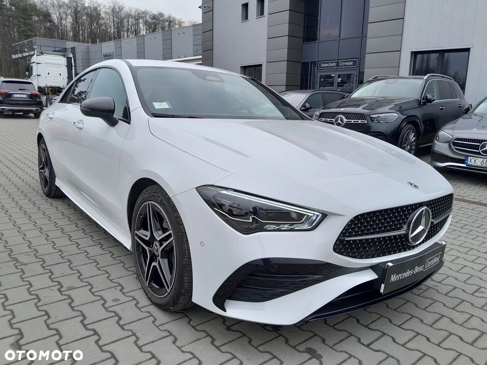 Mercedes-Benz CLA 200 AMG Line 7G-DCT - 7