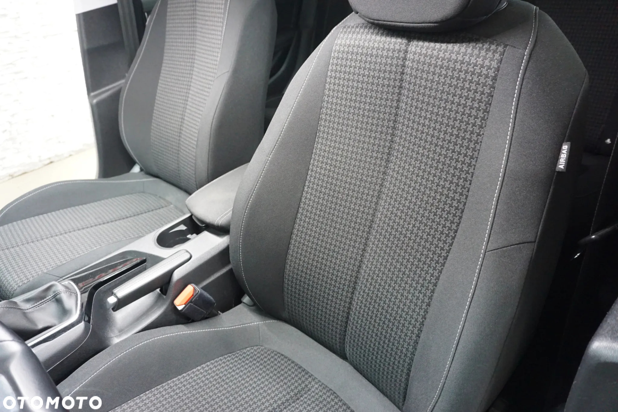 Peugeot 308 1.5 BlueHDi Access S&S - 19