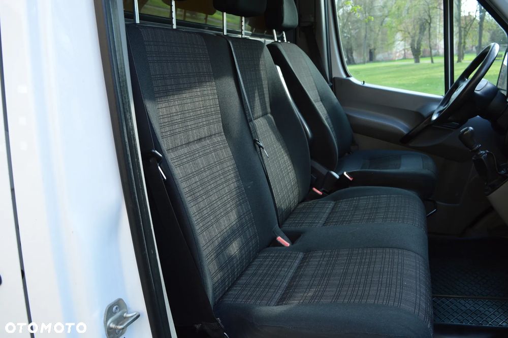Mercedes-Benz SPRINTER - 15