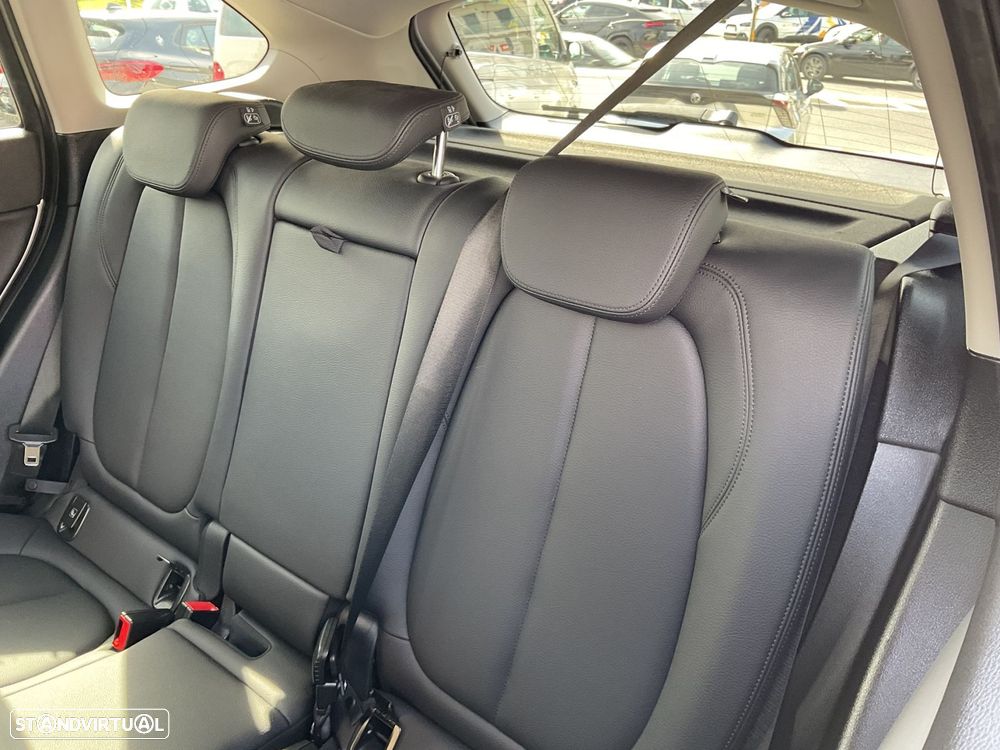 BMW X1 16 d sDrive Auto - 43
