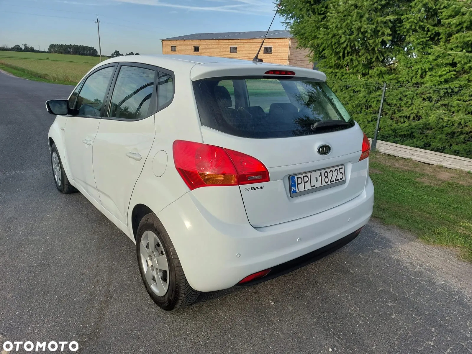 Kia Venga - 3
