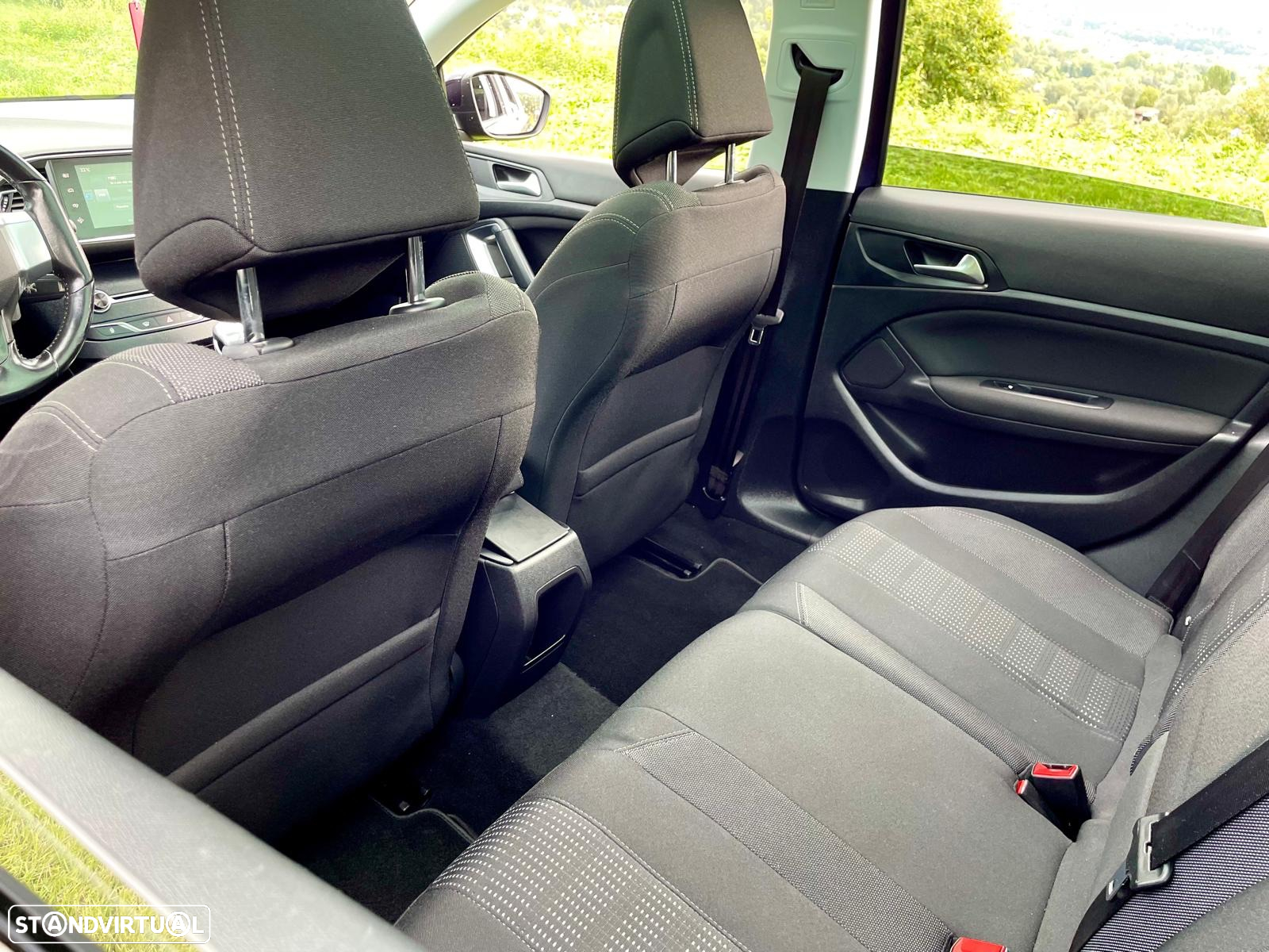Peugeot 308 SW 1.6 BlueHDi Allure - 20